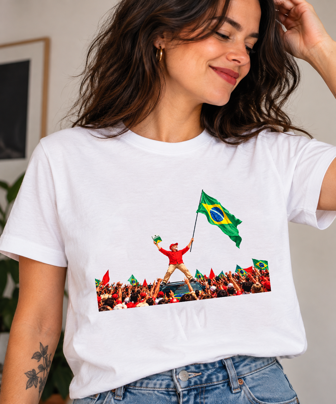 Camisa Lula com a Bandeira do Brasil — cor Branca
